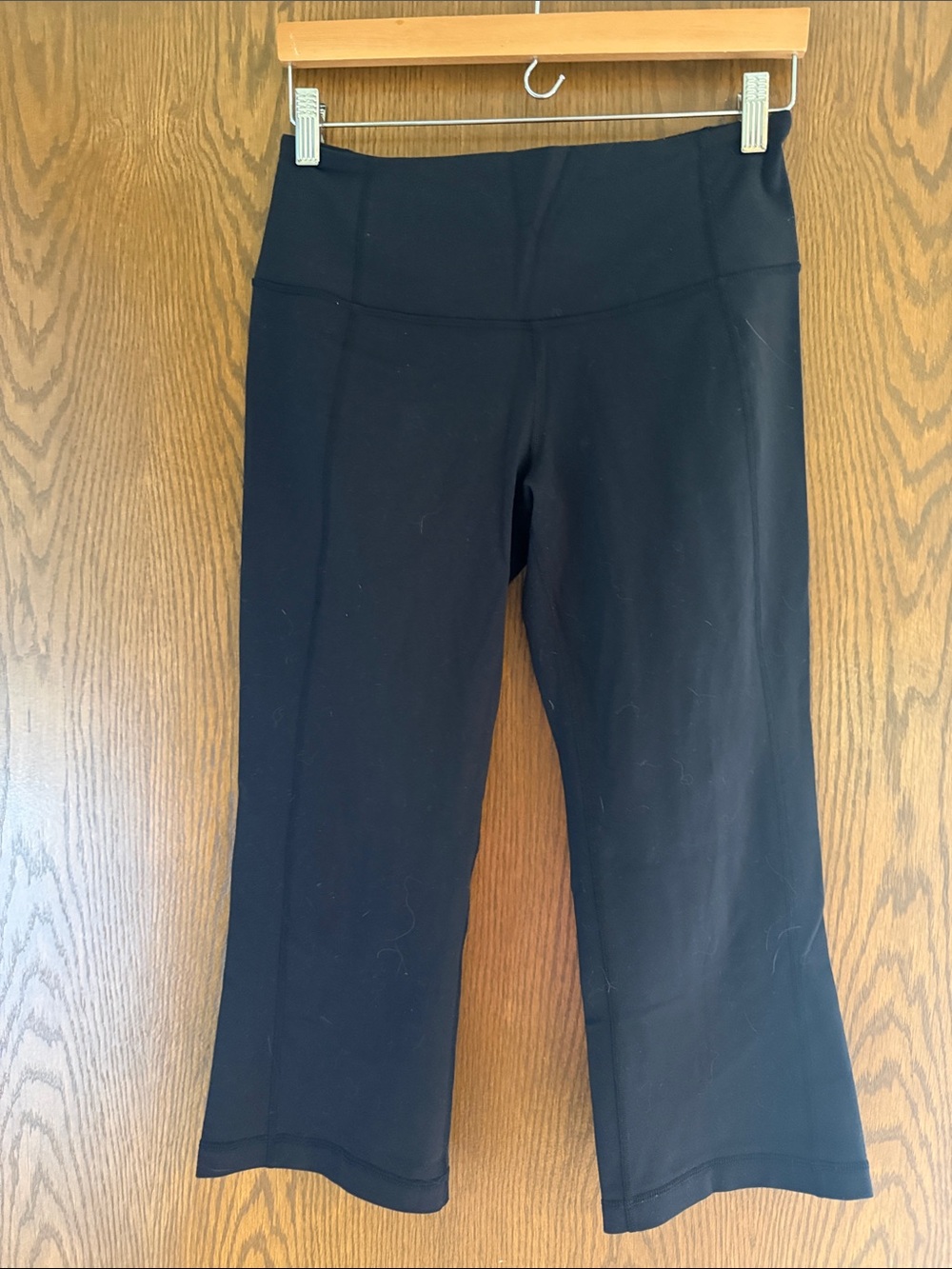 lululemon athletica Black Cropped Yoga Capris